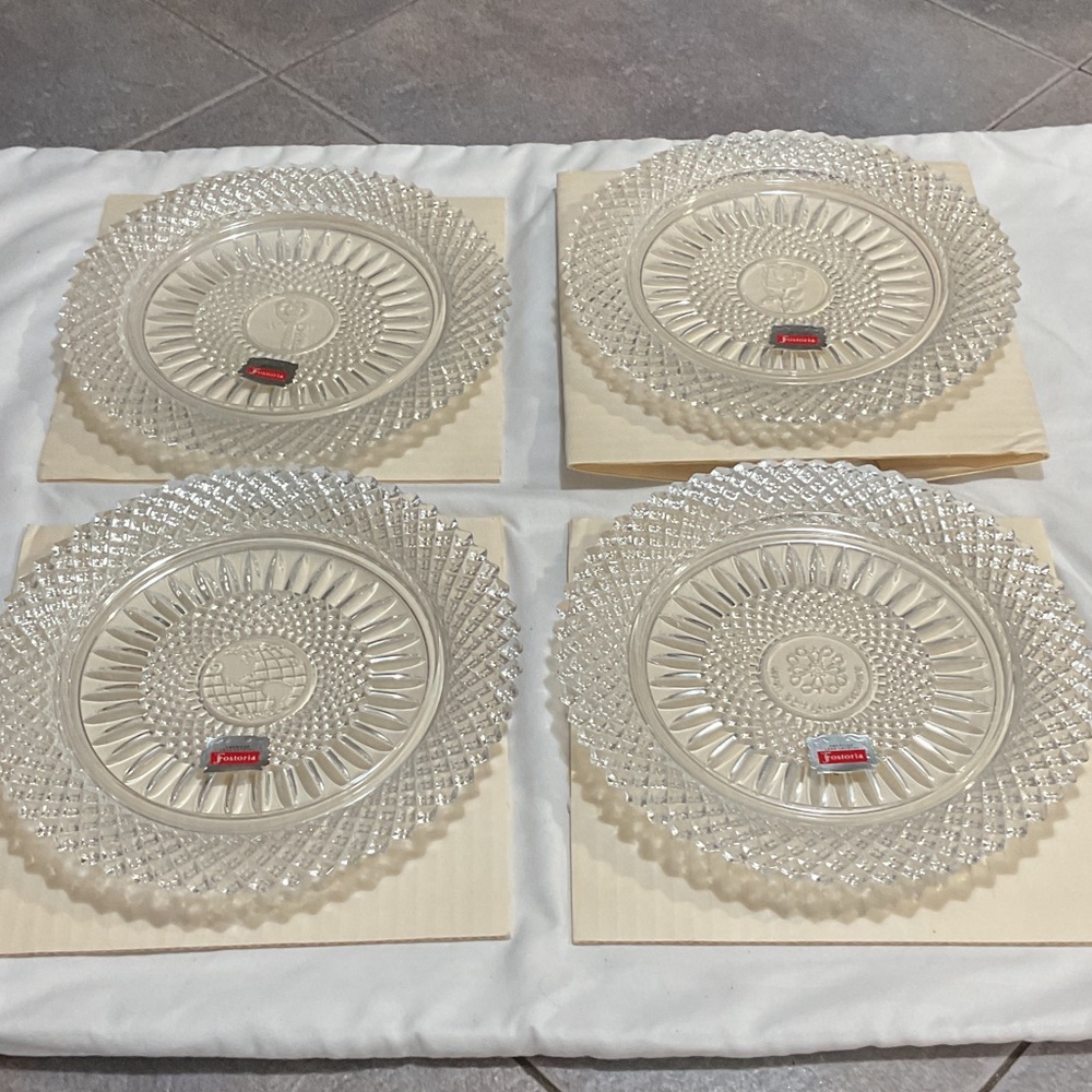 Elegant Crystal Glass Dinner Plate Set.Fostoria Avon plates